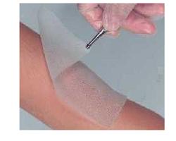 GARZA MEDICATA CUTICERIN CON POMATA NEUTRA EUCERIT 7,5X7,5CM 10 PEZZI - Antica Farmacia Ferrari
