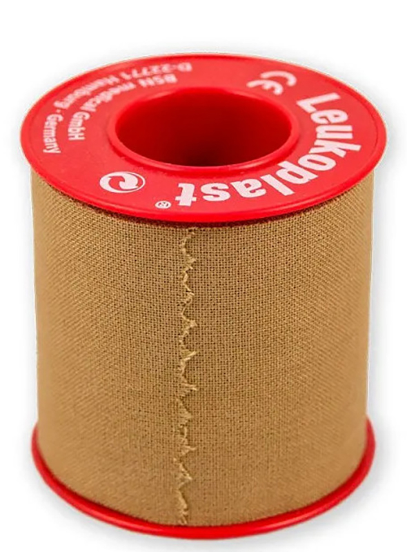 CEROTTO CHIRURGICO PER FISSAGGIO MEDICAZIONI IN ROCCHETTO LEUKOPLAST SUPPORTO VISCOSA COLOR PELLE MASSA ADESIVA CAUCCIU' OSSIDO DI ZINCO 10X500CM - Antica Farmacia Ferrari