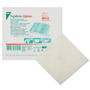 MEDICAZIONE IN ALGINATO TEGADERM ALGINATE ASSORBENTE 10X10 10 PEZZI - Antica Farmacia Ferrari