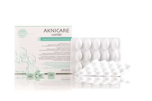 AKNICARE COMBI 30 COMPRESSE - Antica Farmacia Ferrari